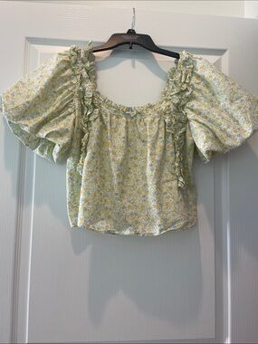 English Factory Yellow Floral Ruffle Puff-Sleeve Top